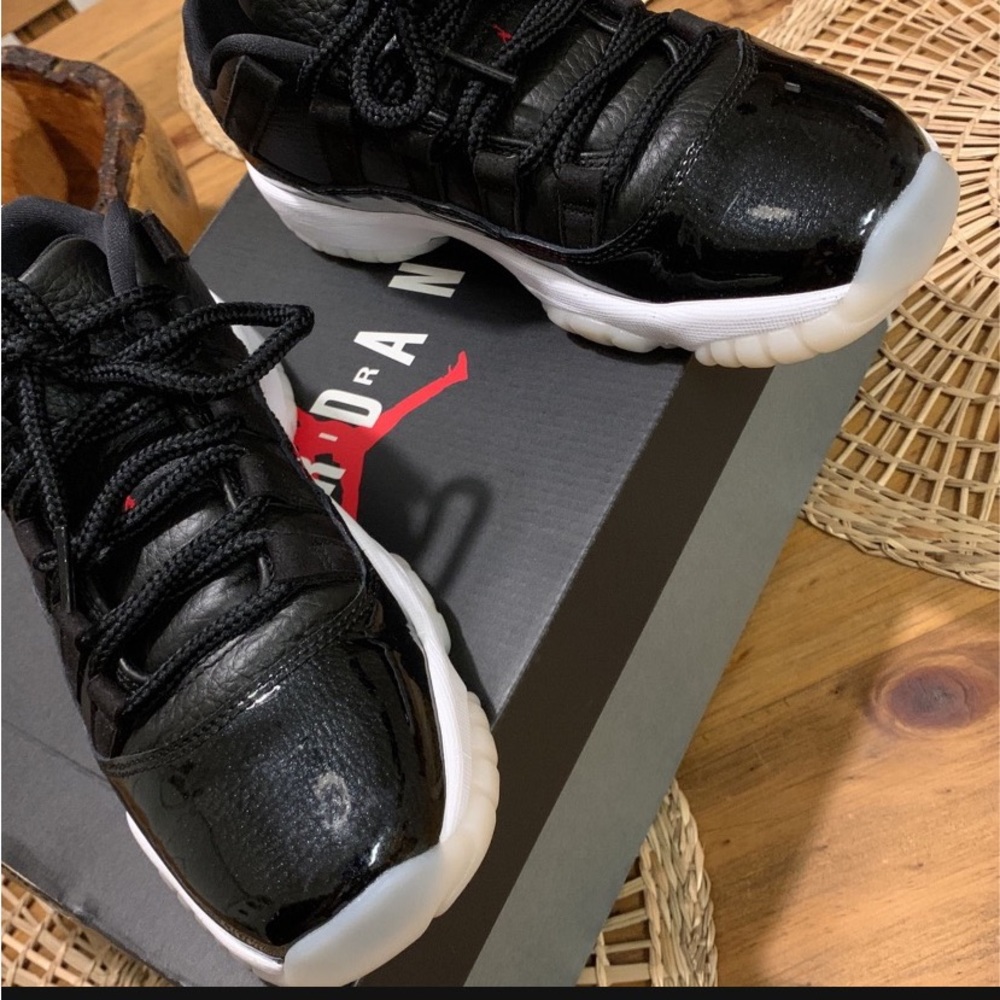 Jordan’s 11 retro low top
